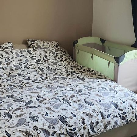 Appartement De Charme Et Familial A Caen Esterno foto